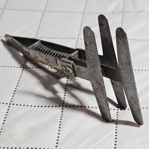 Antique 1908 Foley Food Chopper Spring Loaded Primitive Kitchen Tool USA